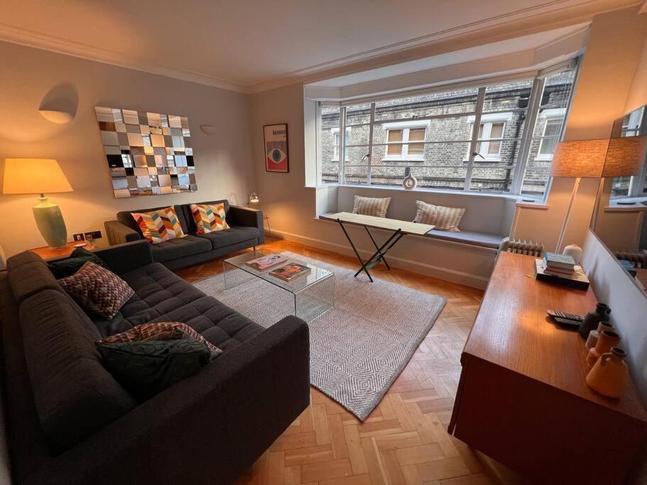 Appartamento Fitzrovia / Bloomsbury / West End - Two Bed Londra